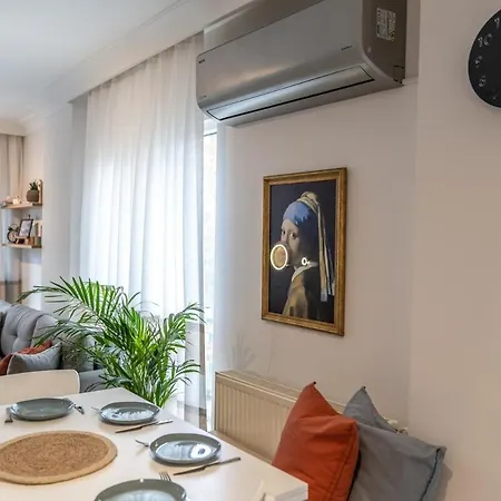 Appartement Charming Apt - Near Axis Mall Istanboel